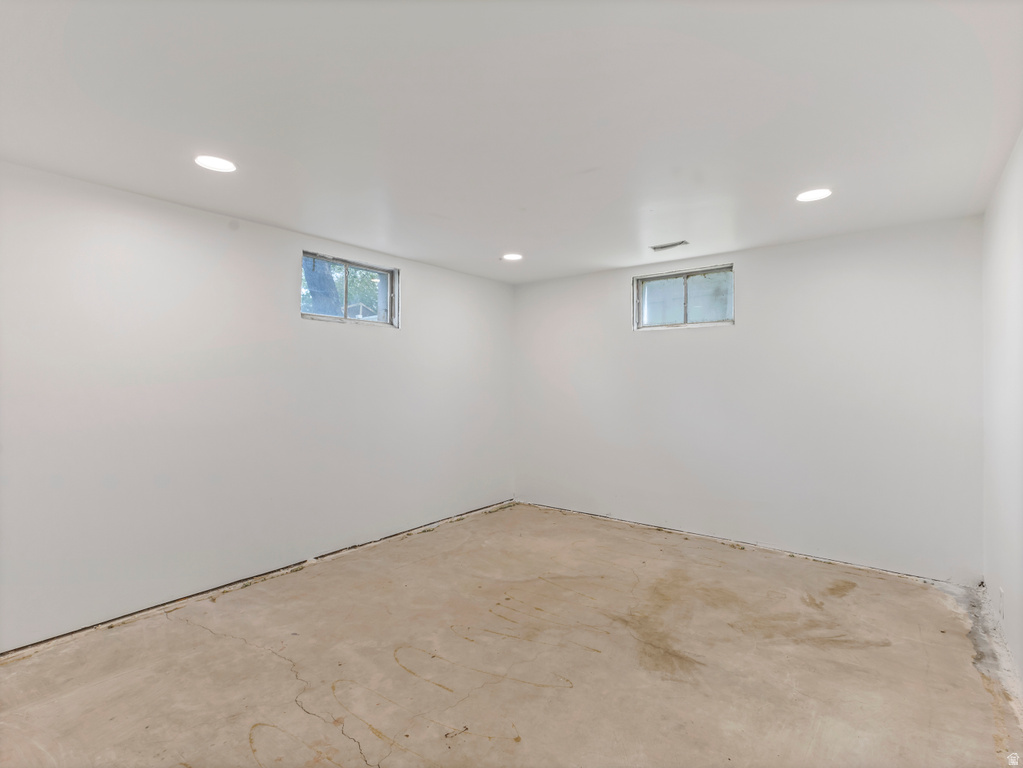 1536 W 4890 ST Taylorsville, UT 84123