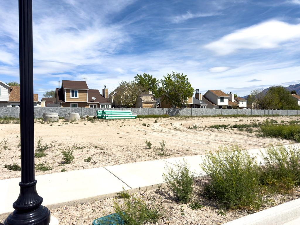 1412 W JORDAN HEIGHT LN West Jordan, UT 84088