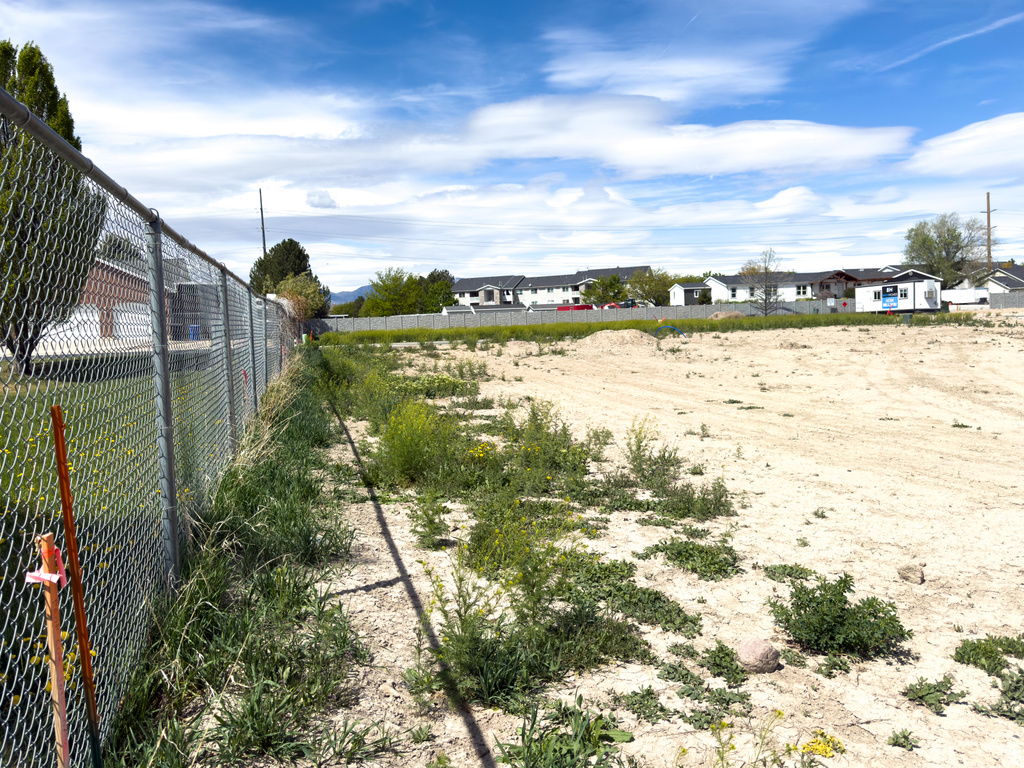 9303 S MAC DUFF LN West Jordan, UT 84088