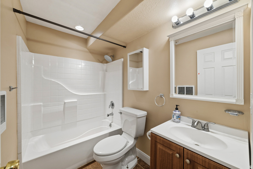 1590 E HIGHLAND TRAILS RD Enoch, UT 84721