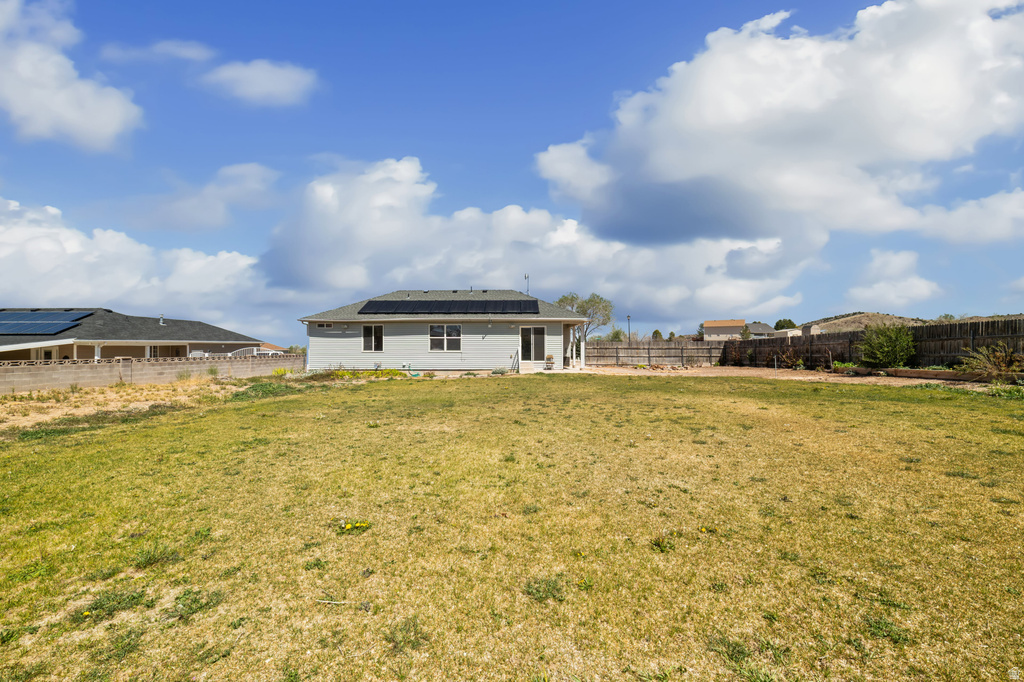 1590 E HIGHLAND TRAILS RD Enoch, UT 84721