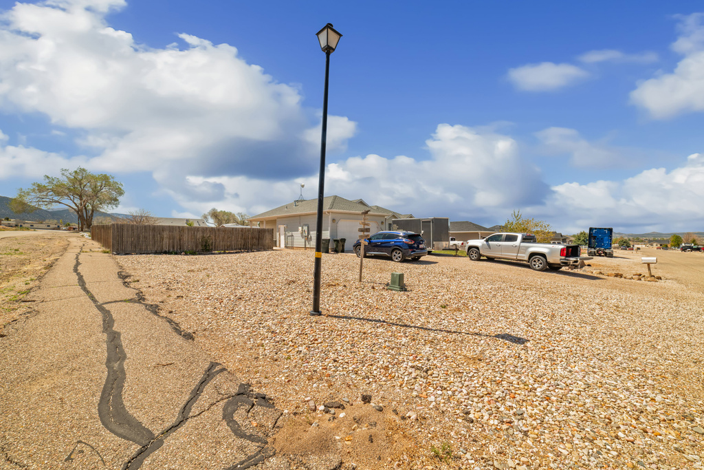 1590 E HIGHLAND TRAILS RD Enoch, UT 84721