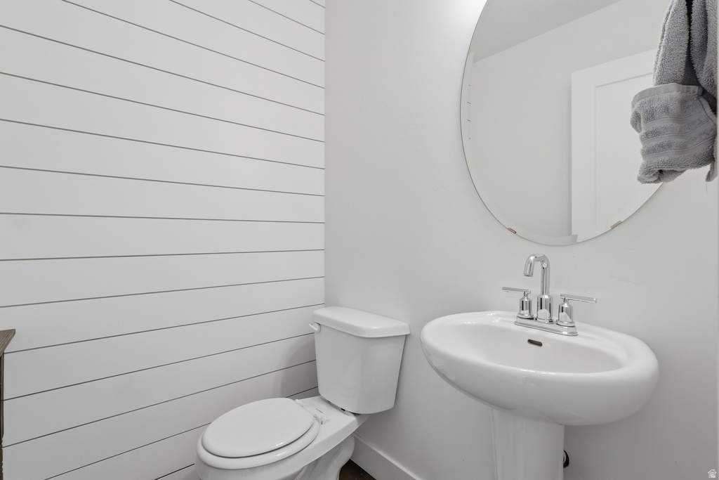 7152 N BROOK RDG Eagle Mountain, UT 84005