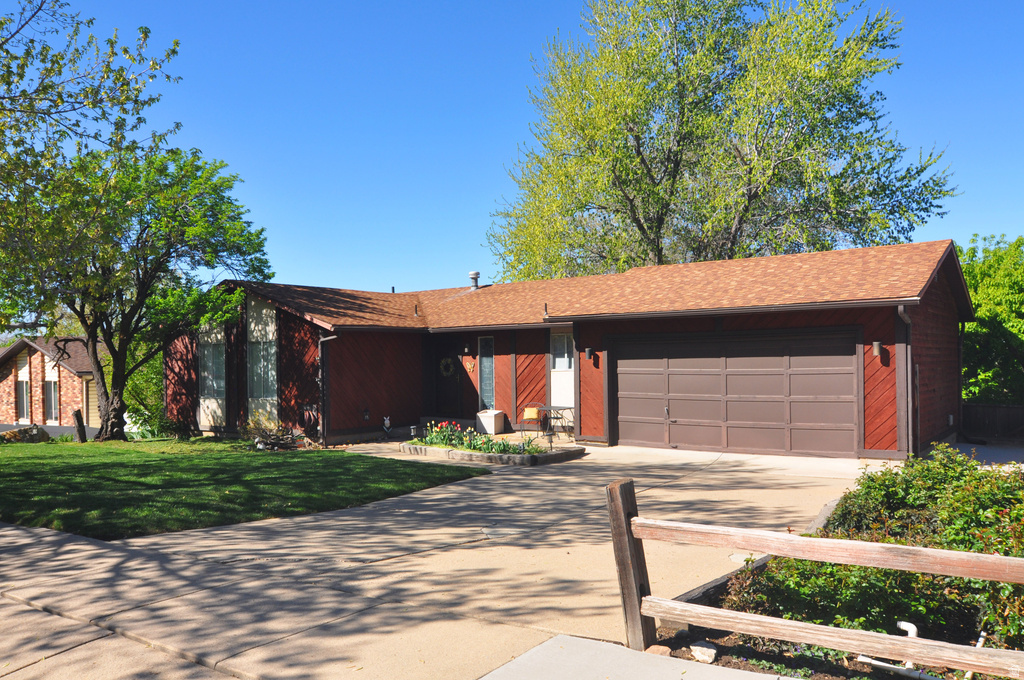 1167 N DEERFIELD DR Centerville, UT 84014