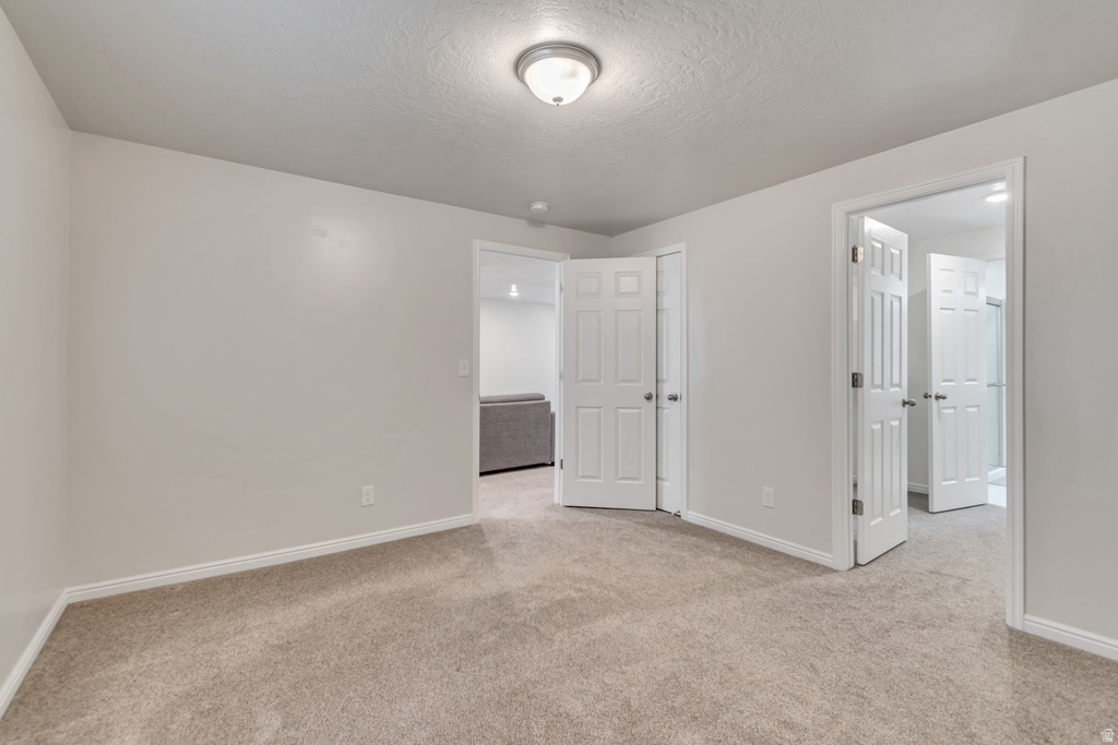 2368 E HITCHING POST DR Eagle Mountain, UT 84005