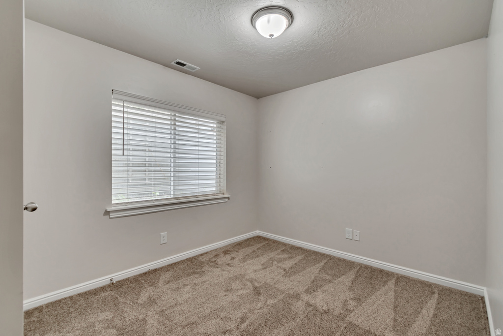 2368 E HITCHING POST DR Eagle Mountain, UT 84005