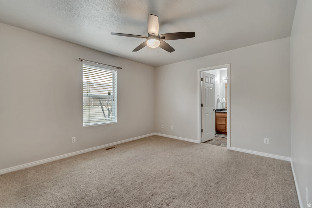 2368 E HITCHING POST DR Eagle Mountain, UT 84005