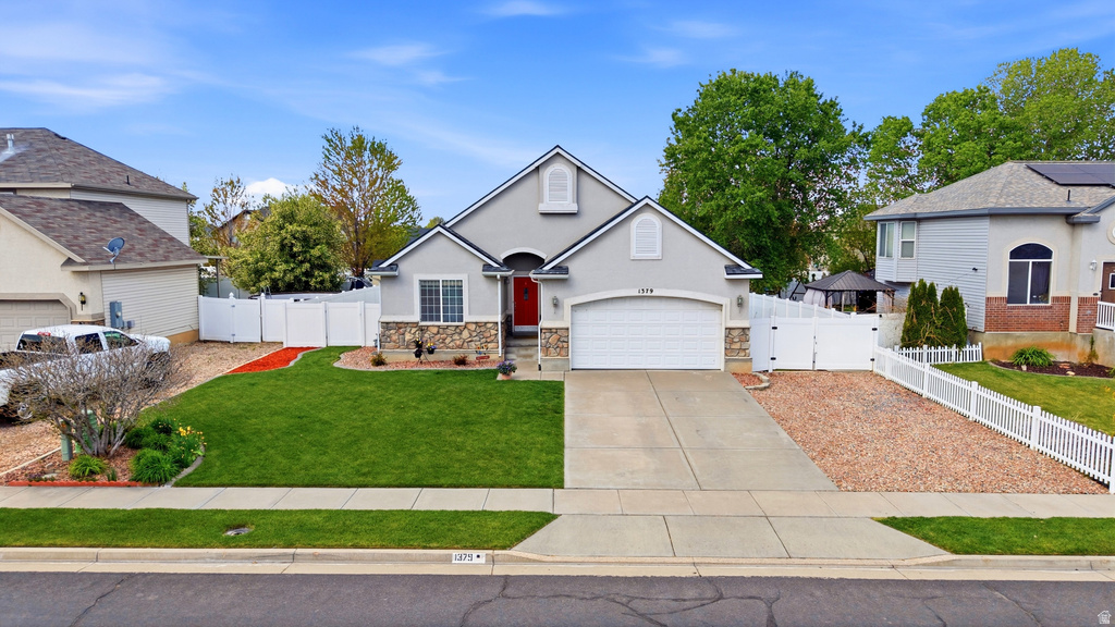 1379 N 2530 W Clinton, UT 84015