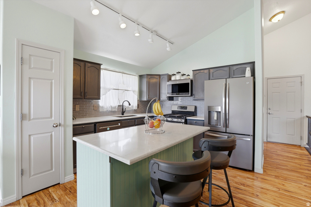 1379 N 2530 W Clinton, UT 84015