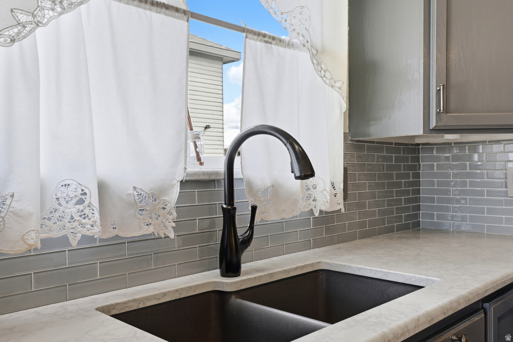 1379 N 2530 W Clinton, UT 84015