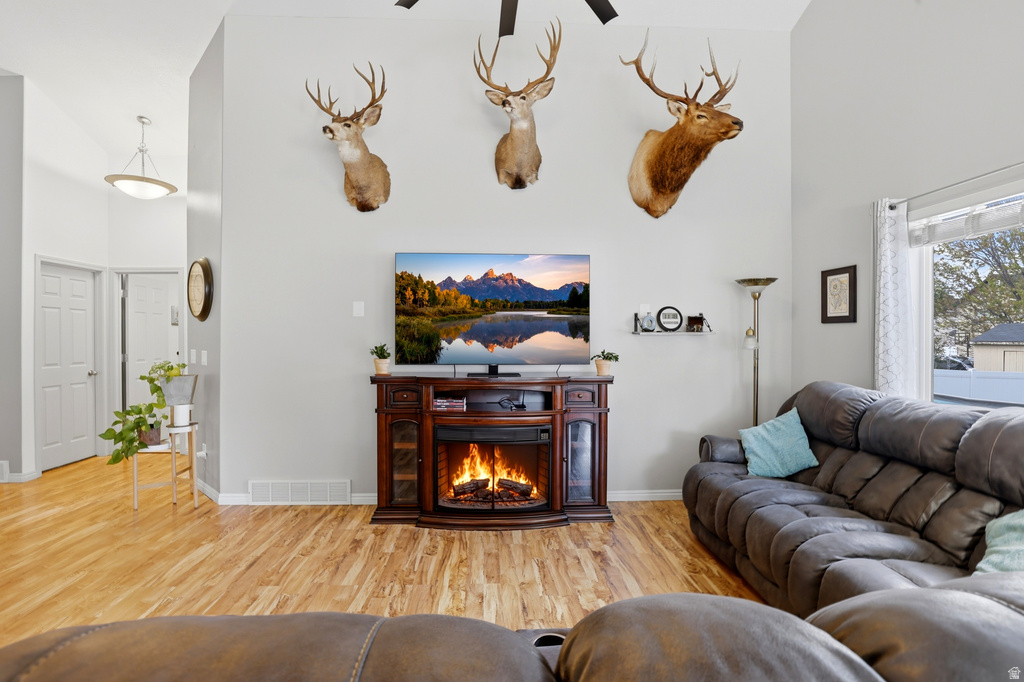 1379 N 2530 W Clinton, UT 84015