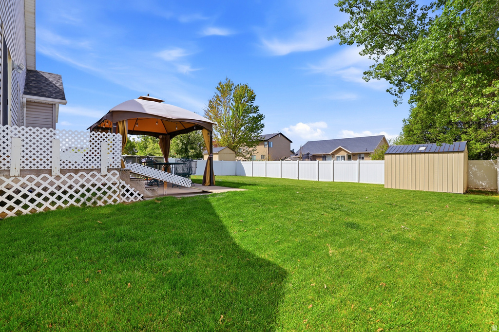 1379 N 2530 W Clinton, UT 84015