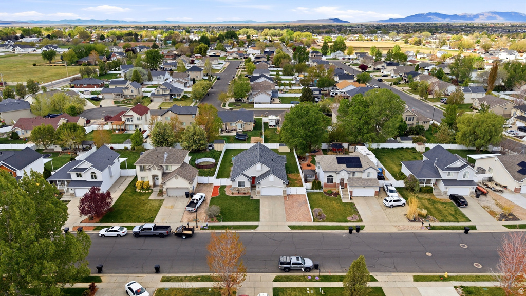 1379 N 2530 W Clinton, UT 84015