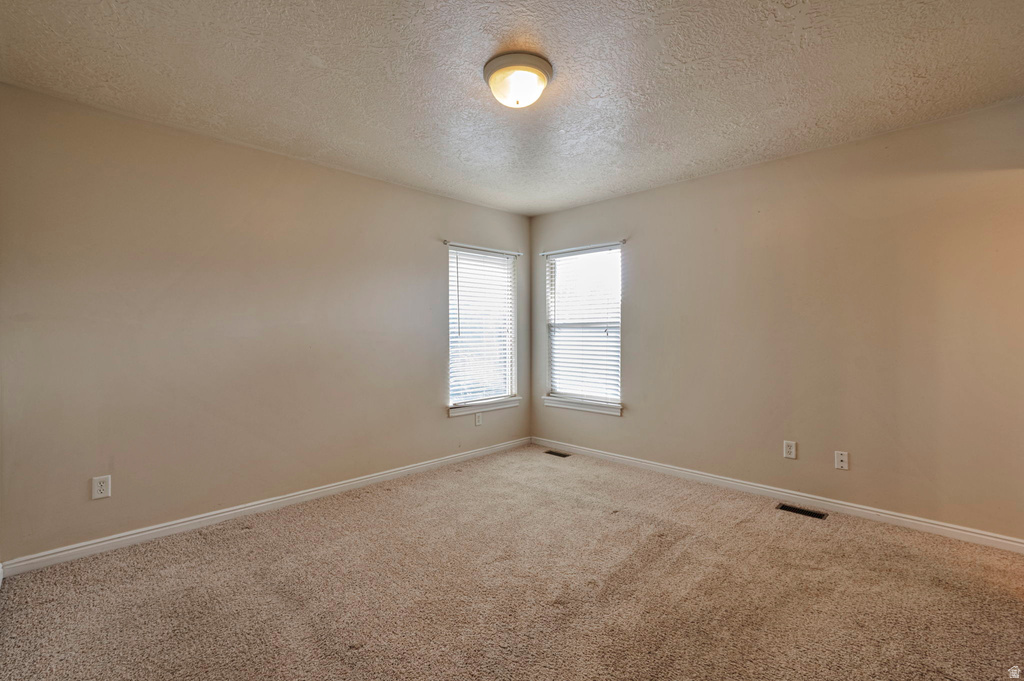 2895 N 2225 ST Layton, UT 84040