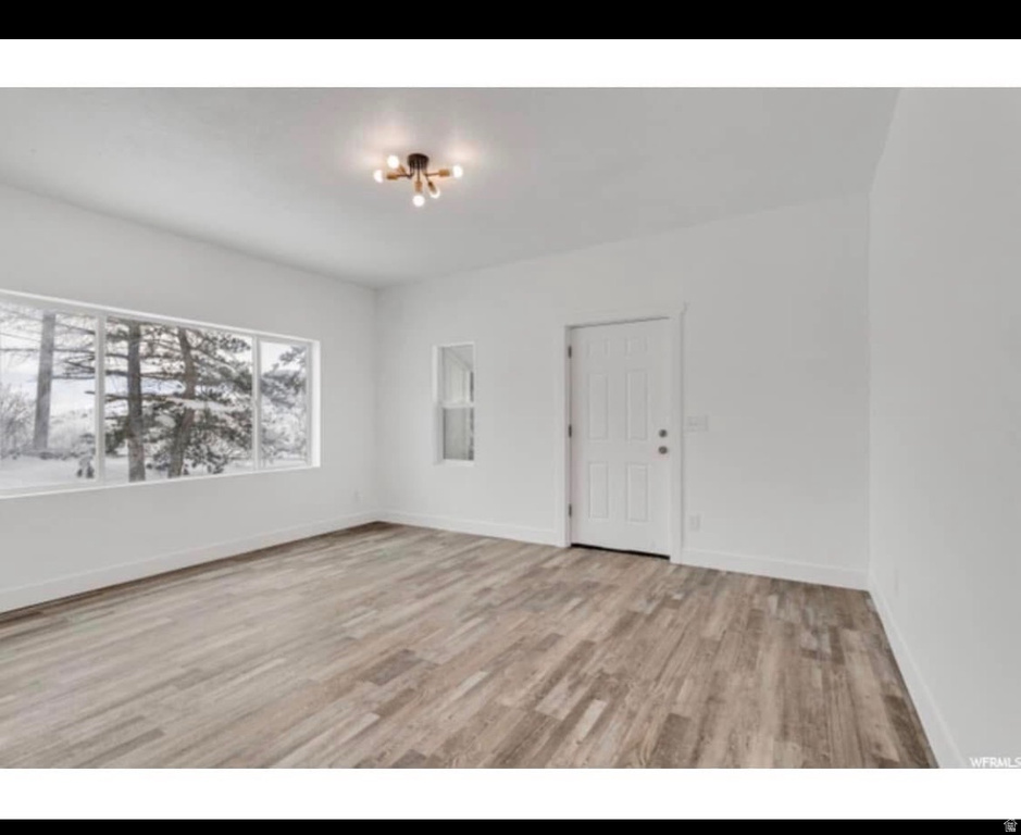 175 S EAGLE ST Eureka, UT 84628