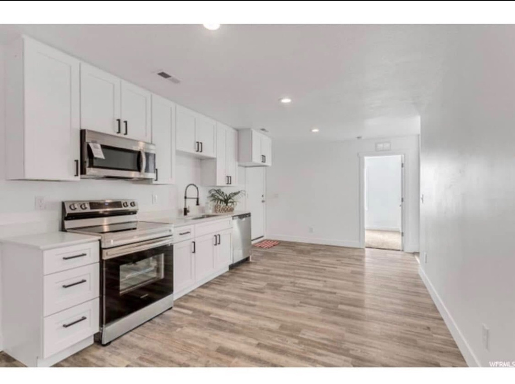 175 S EAGLE ST Eureka, UT 84628