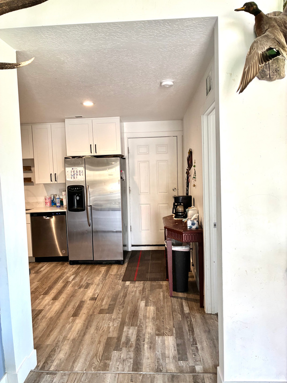 175 S EAGLE ST Eureka, UT 84628