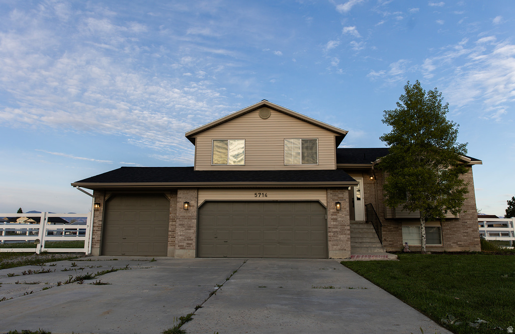 5714 S 6950 W Hooper, UT 84315