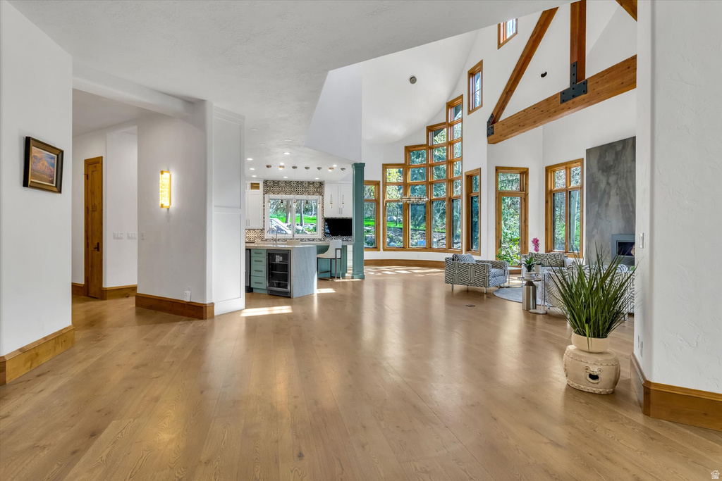 1400 E COVE CIR North Salt Lake, UT 84054