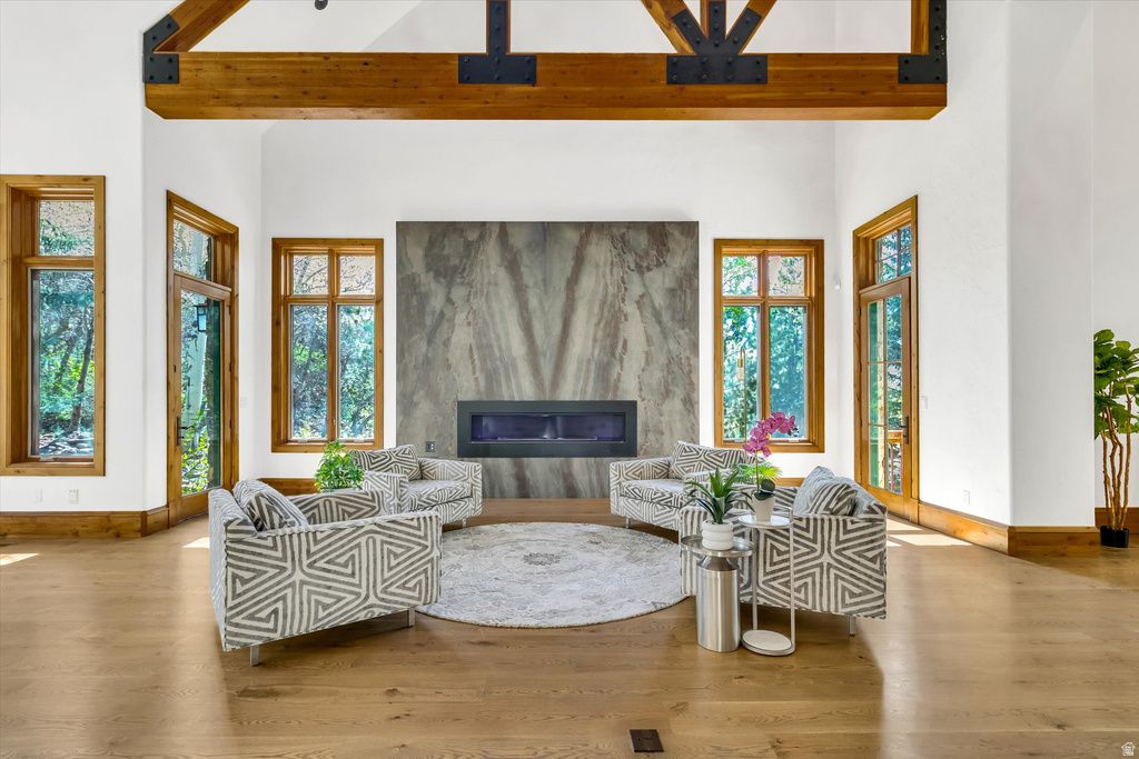 1400 E COVE CIR North Salt Lake, UT 84054