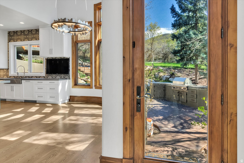 1400 E COVE CIR North Salt Lake, UT 84054