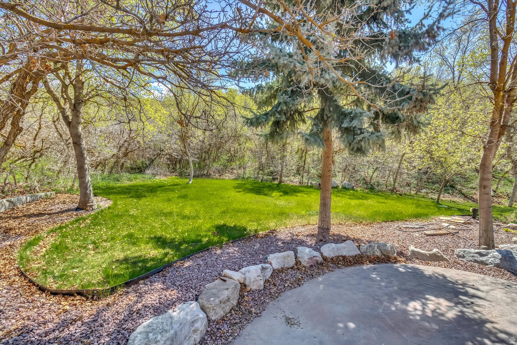 1400 E COVE CIR North Salt Lake, UT 84054