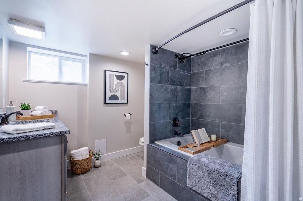 988 E 2200 N North Logan, UT 84341