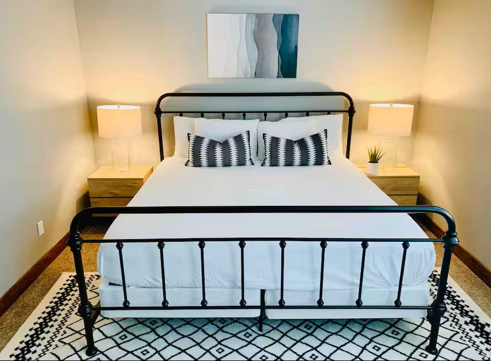 650 N CAMBRY DR Garden City, UT 84028