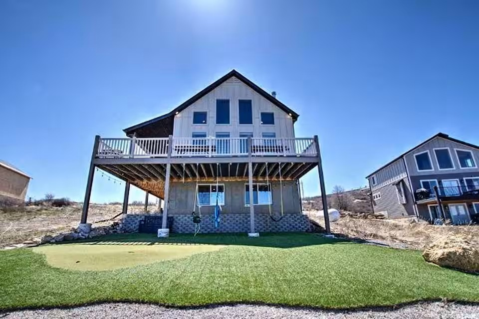 650 N CAMBRY DR Garden City, UT 84028