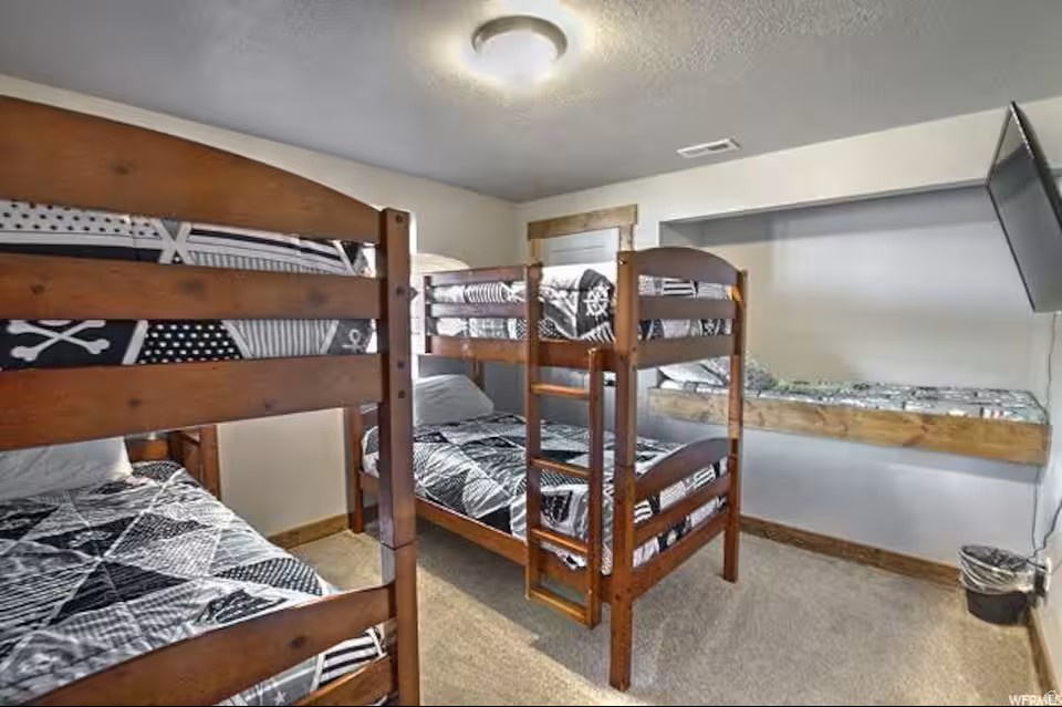 650 N CAMBRY DR Garden City, UT 84028