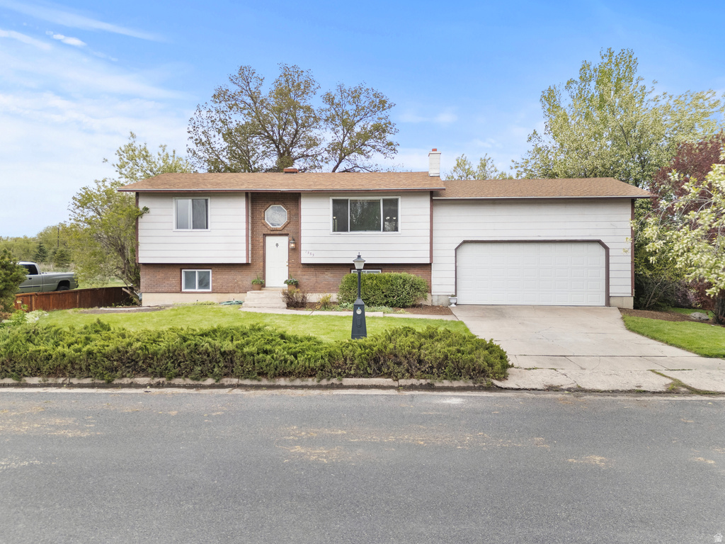 1353 COUNTRY MANOR DR Logan, UT 84321