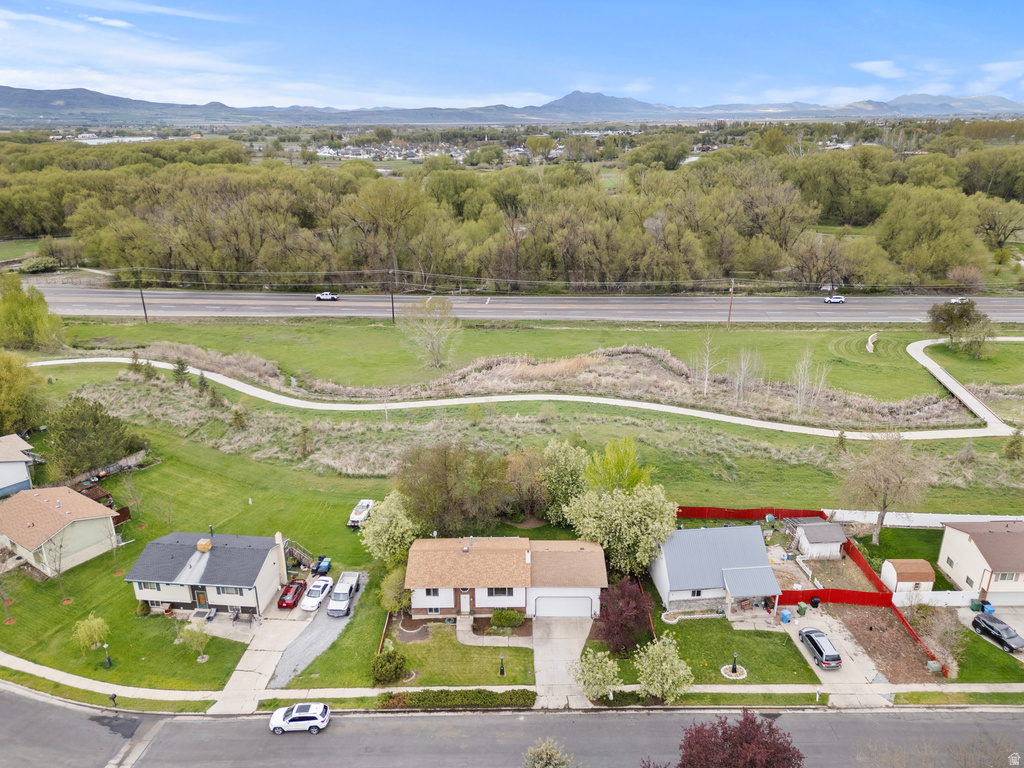 1353 COUNTRY MANOR DR Logan, UT 84321
