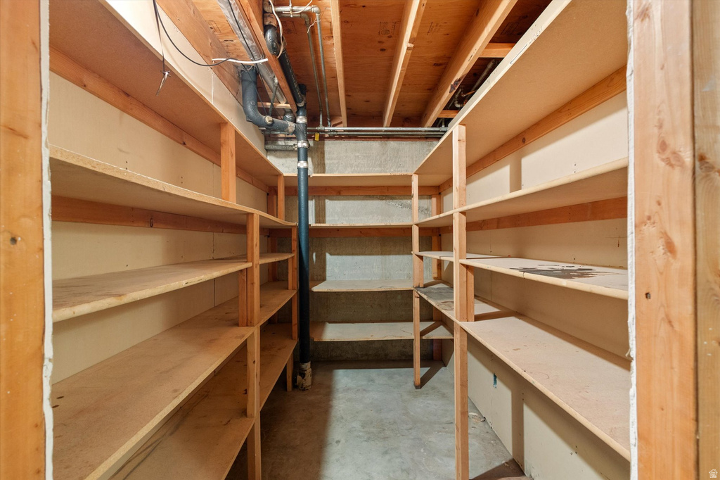 295 N 200 E Nephi, UT 84648