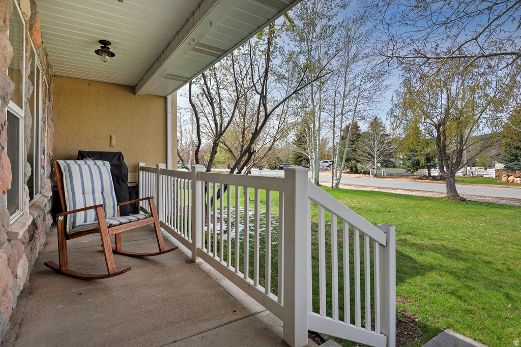 1735 S OAK LN Francis, UT 84036