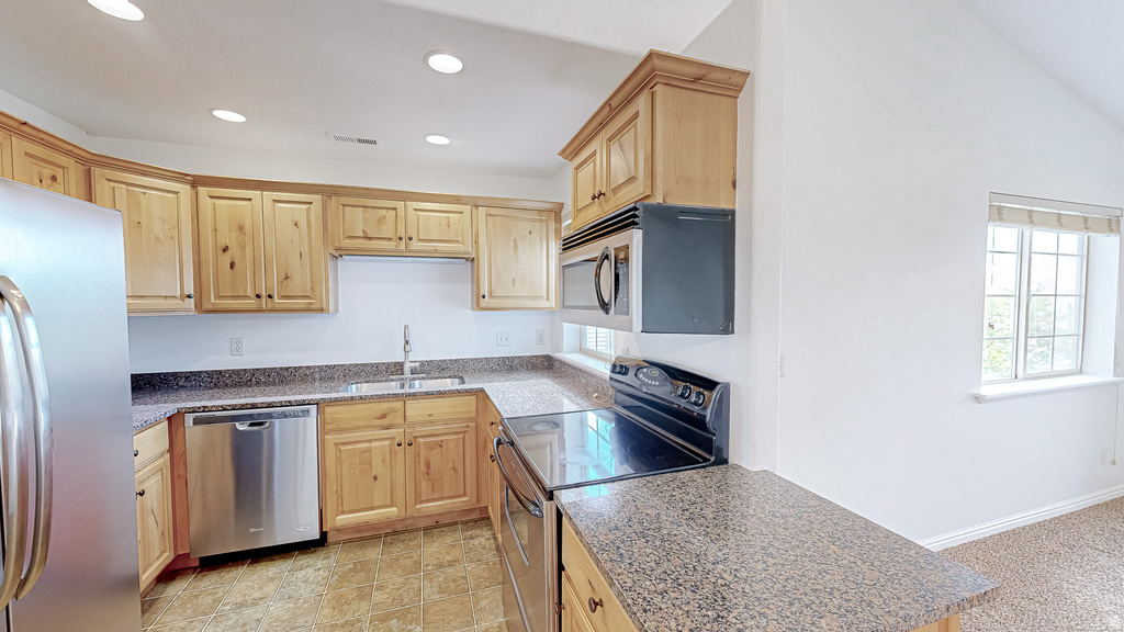 2515 W 450 S #3 Springville, UT 84663