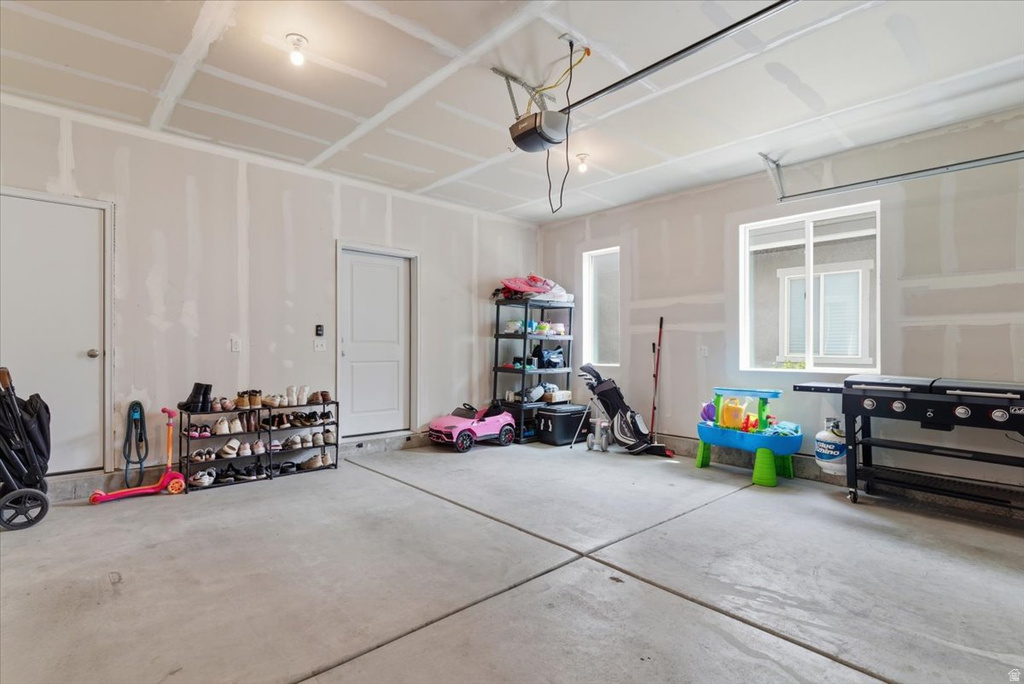 3332 W 3745 S West Haven, UT 84401