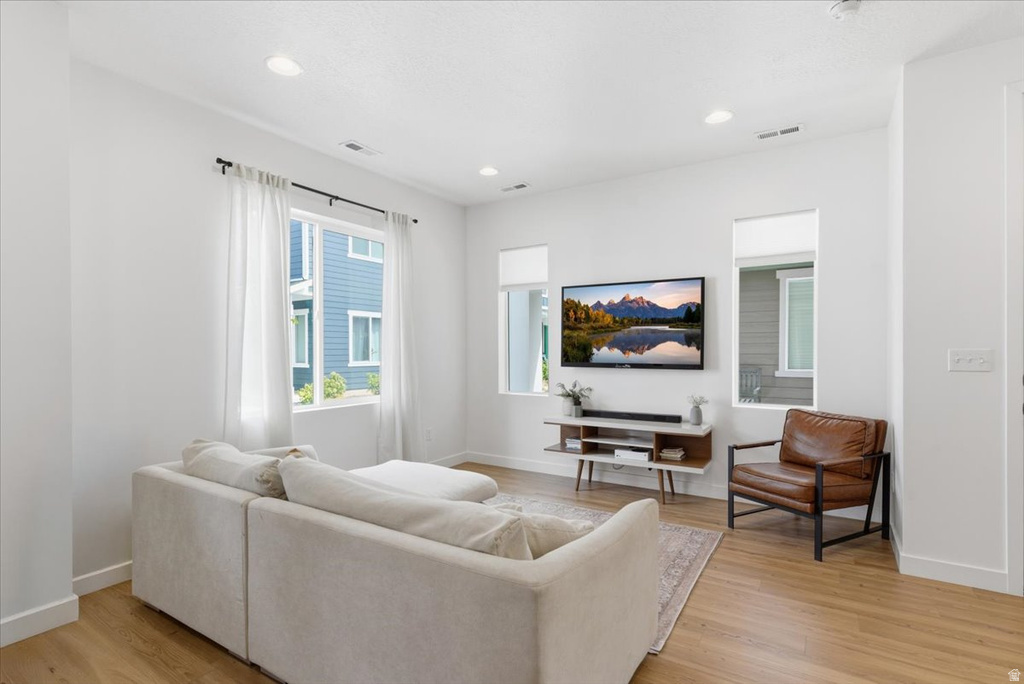 3332 W 3745 S West Haven, UT 84401