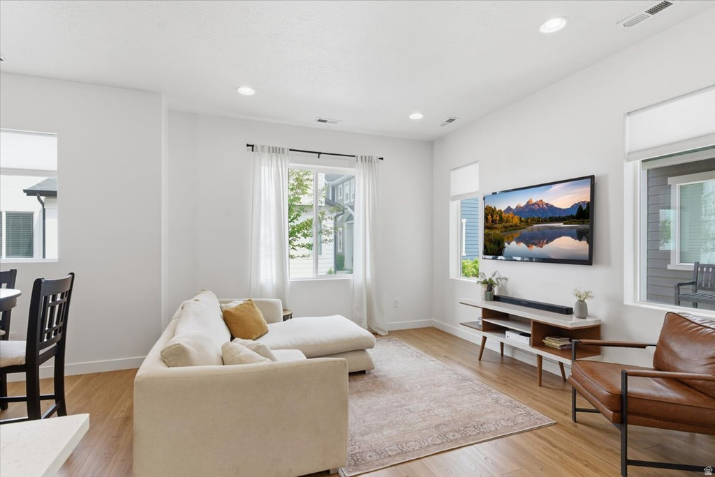 3332 W 3745 S West Haven, UT 84401