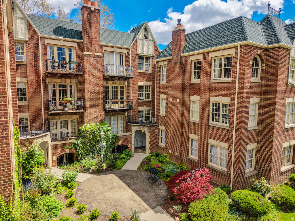 27 S 800 E #15 Salt Lake City, UT 84102