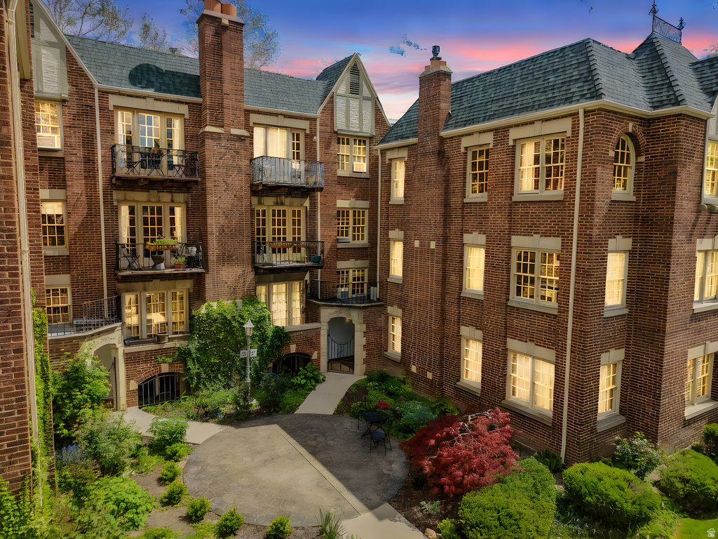 27 S 800 E #15 Salt Lake City, UT 84102