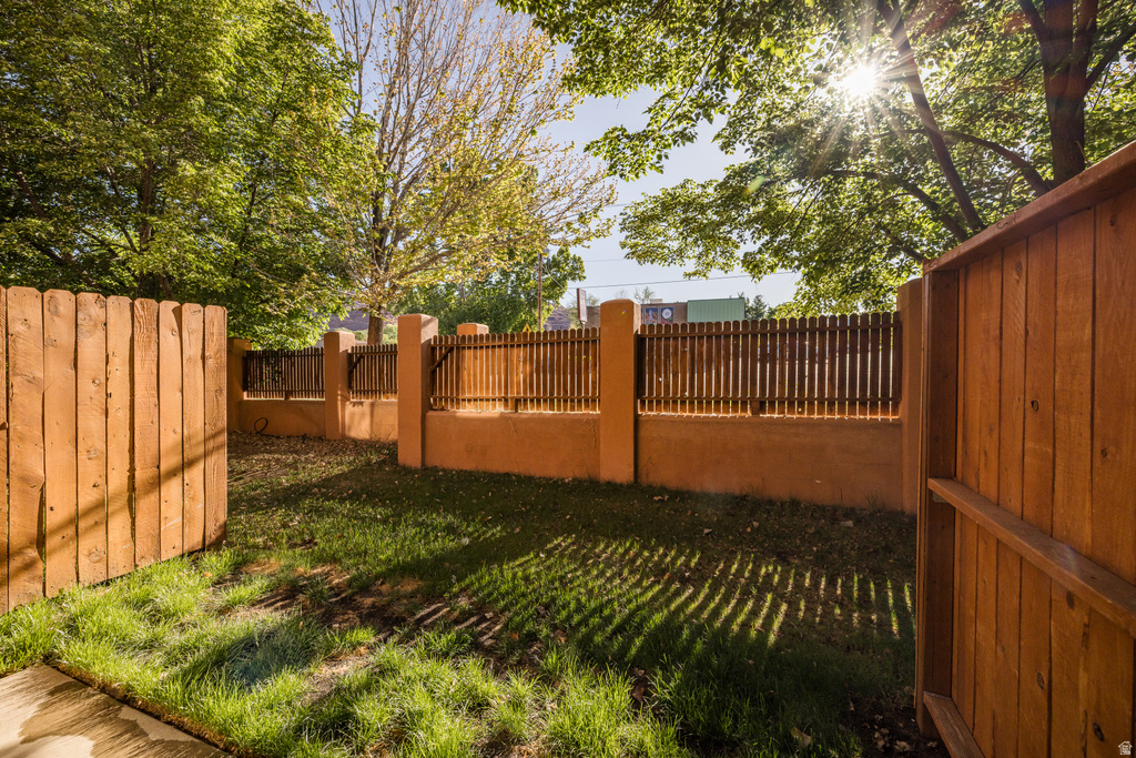 382 E PUEBLO CT Moab, UT 84532