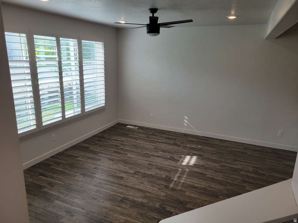 15451 S MIDNIGHT WAY Bluffdale, UT 84065