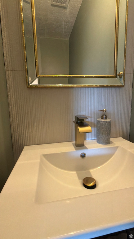 4883 S CENTER ST Murray, UT 84107