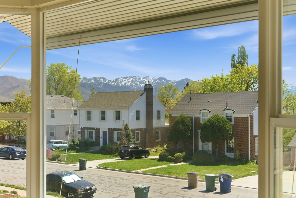 257 E TENTH AVE Salt Lake City, UT 84103