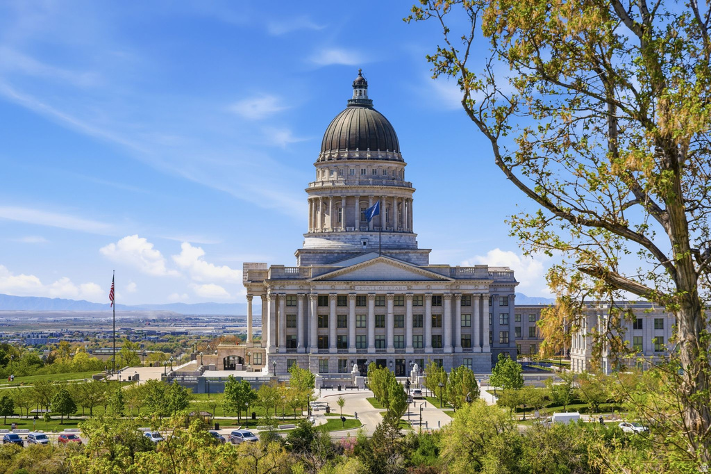 257 E TENTH AVE Salt Lake City, UT 84103