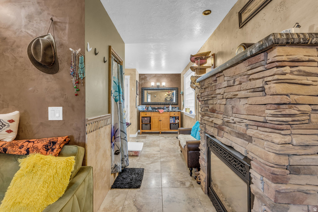 2047 N 1650 E Layton, UT 84040