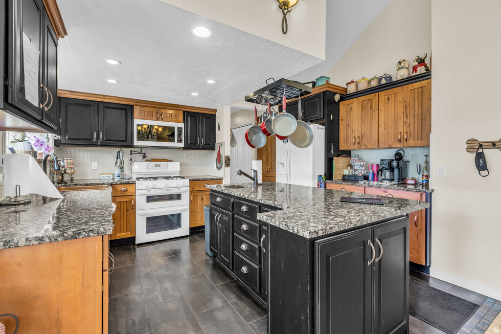 2047 N 1650 E Layton, UT 84040