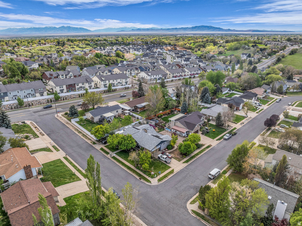 2047 N 1650 E Layton, UT 84040