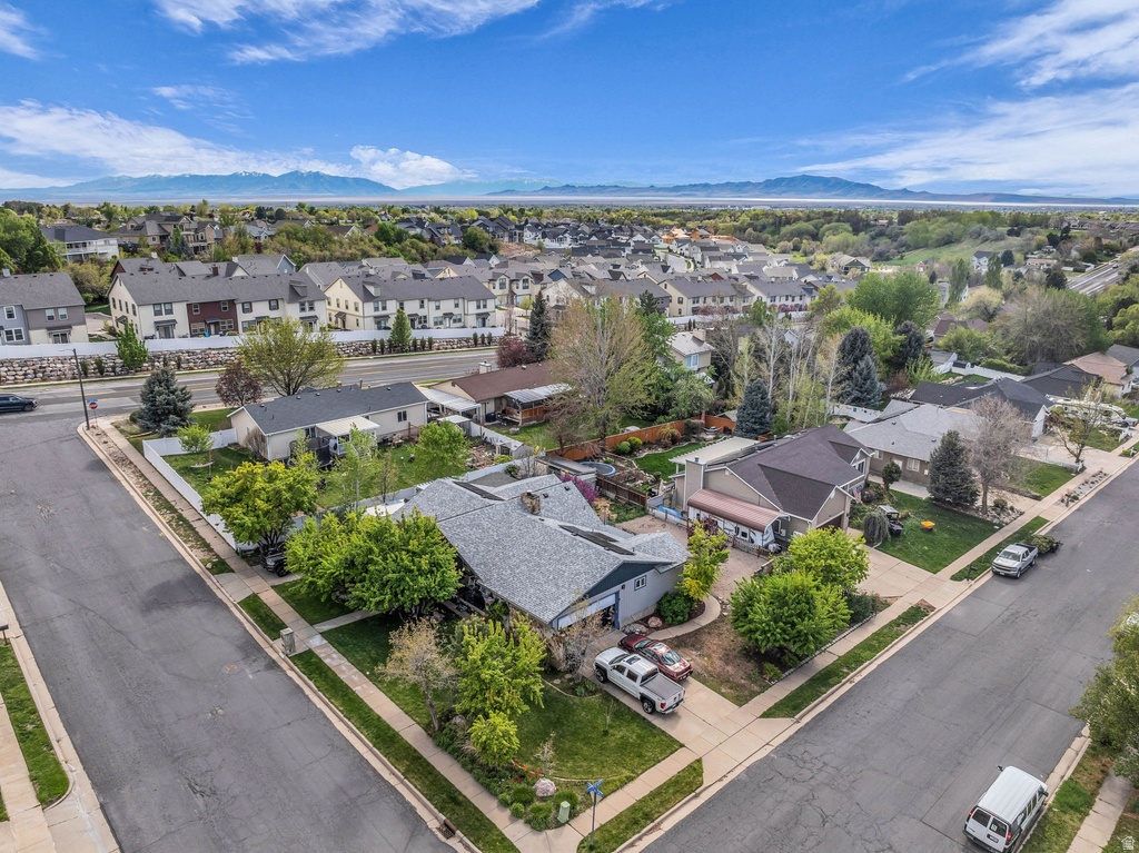 2047 N 1650 E Layton, UT 84040