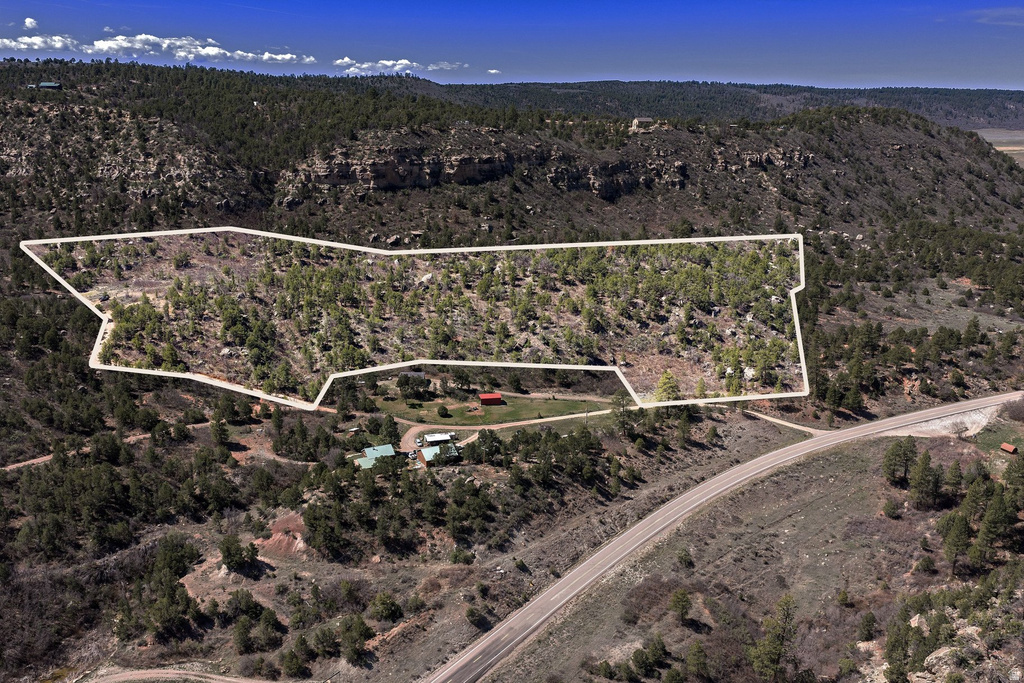 1824  E SR 4 La Sal, UT 84530